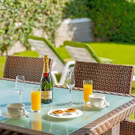 Sleeps 4 With Pool Air Con And Wifi Апартаменты Кинта-до-Лаго
