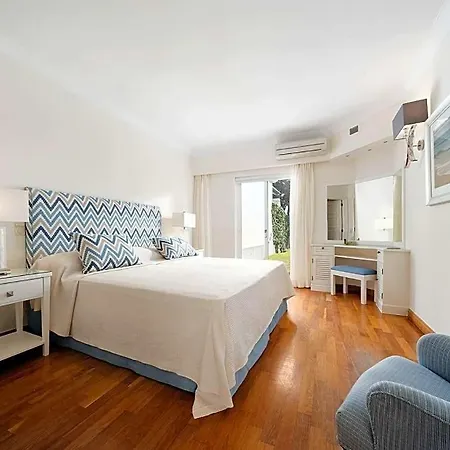 Sleeps 4 With Pool Air Con And Wifi * Quinta do Lago